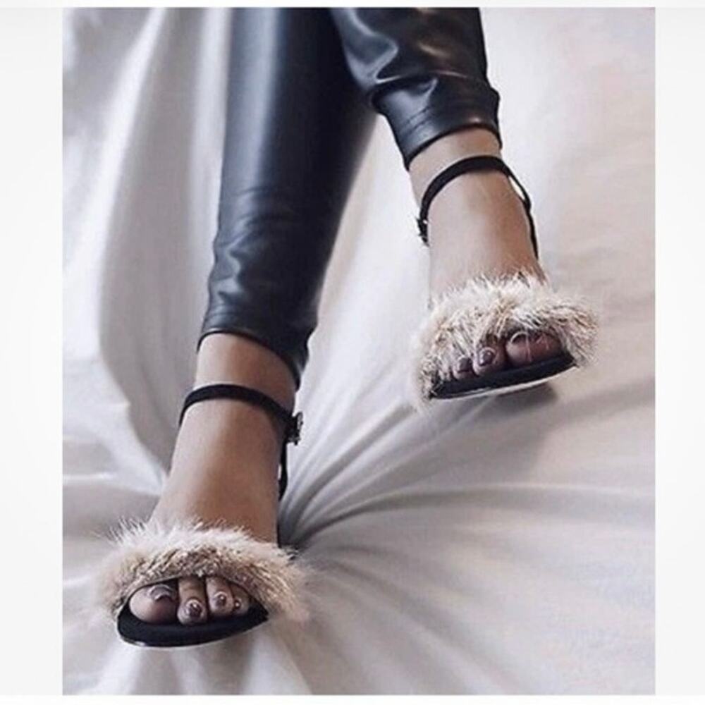 ZARA Faux Fur Fluffy Vamp Slingback Block Heels Blogger Fave Tan Black 41/ US 10 - Picture 4 of 4